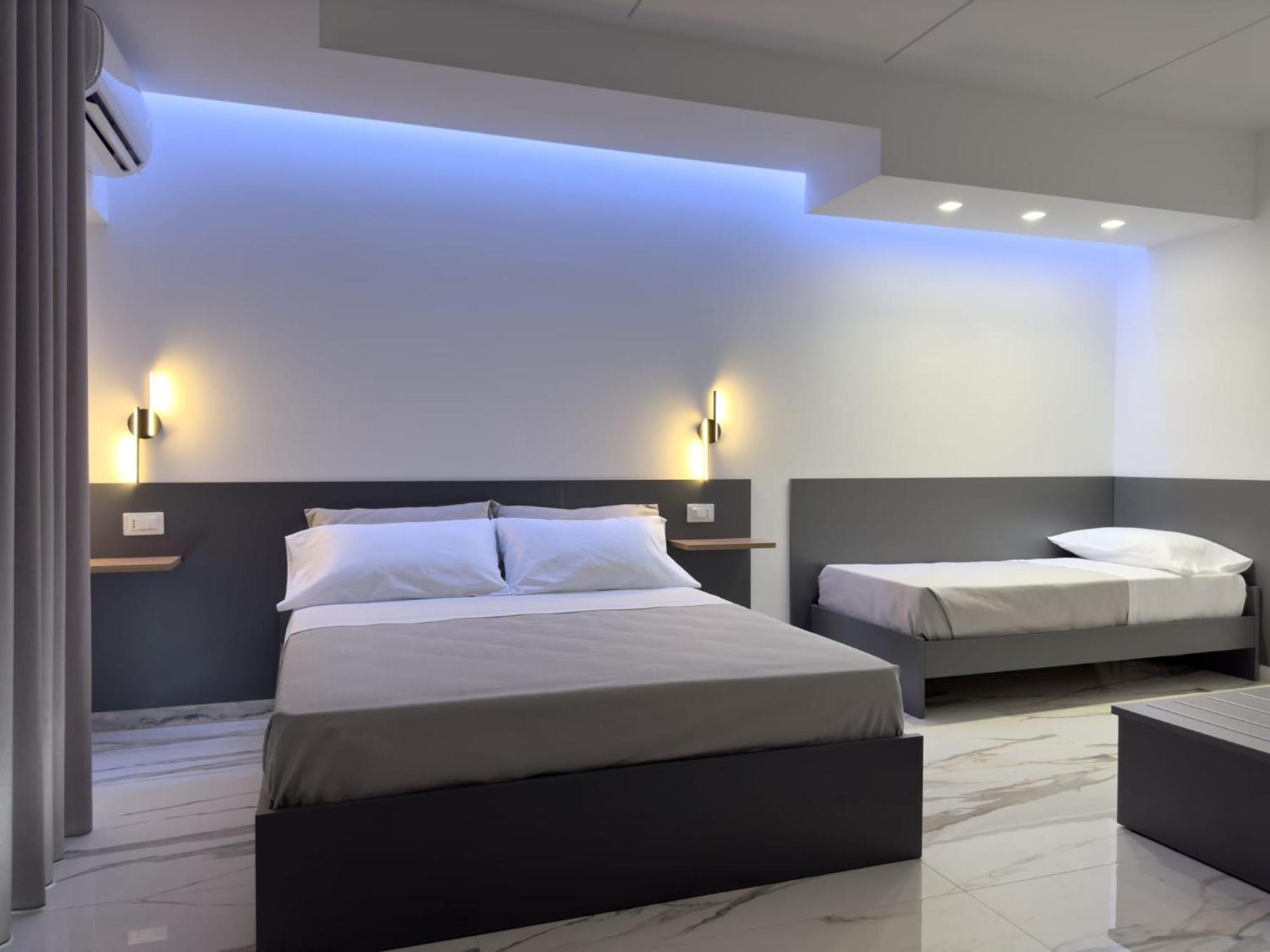 B&B Arcade Luxury Montepaone Lido 外观 照片
